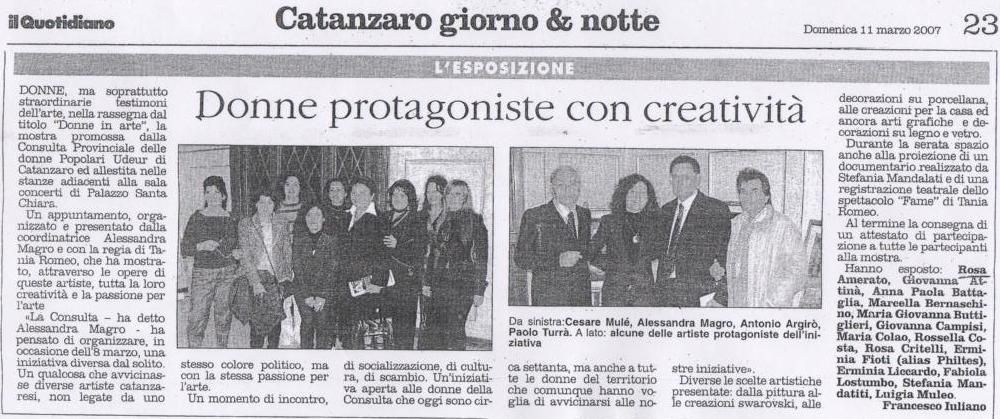 Articolo su il Quotidiano - Vernisage- Donne in arte - Catanzaro - 2007